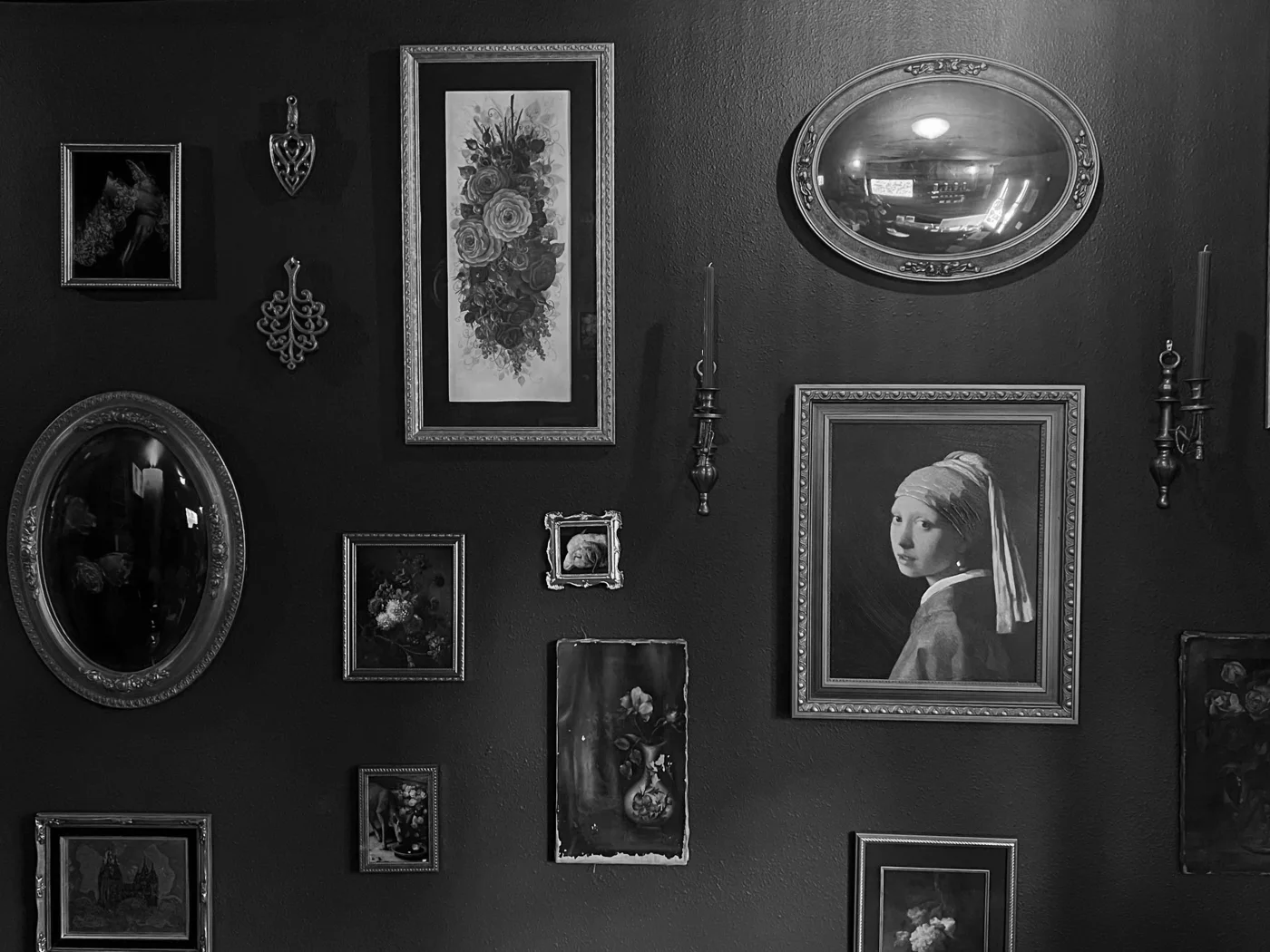 Heart in Hand Tattoo Parlor business photo