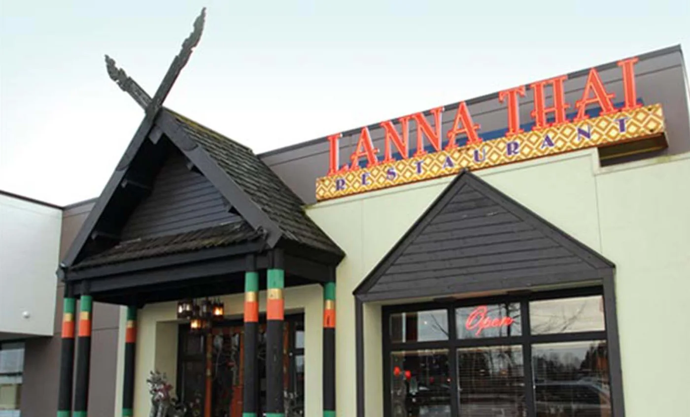 Lanna Thai business photo