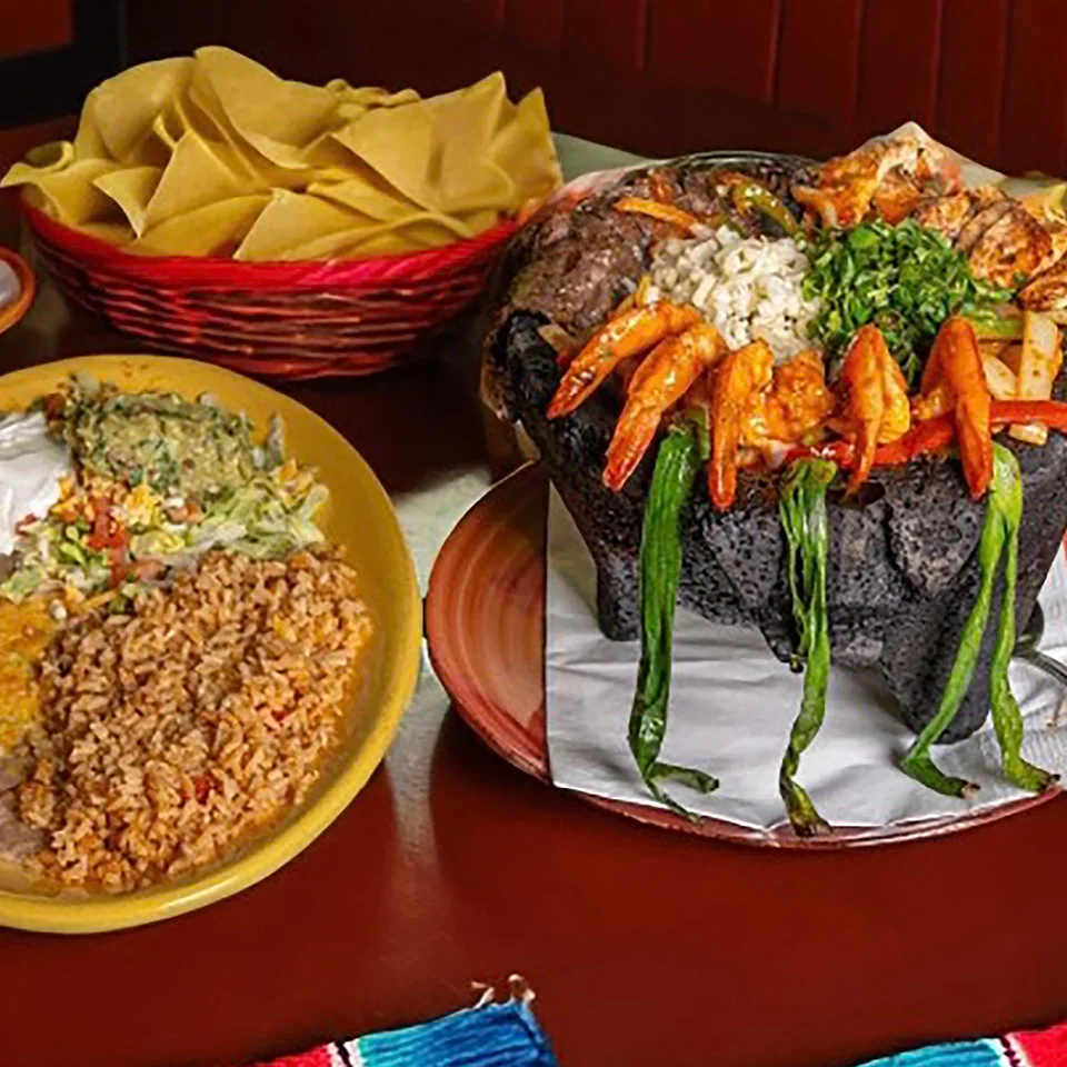 Los Novillos Family Mexican Restaurant, business photo 4
